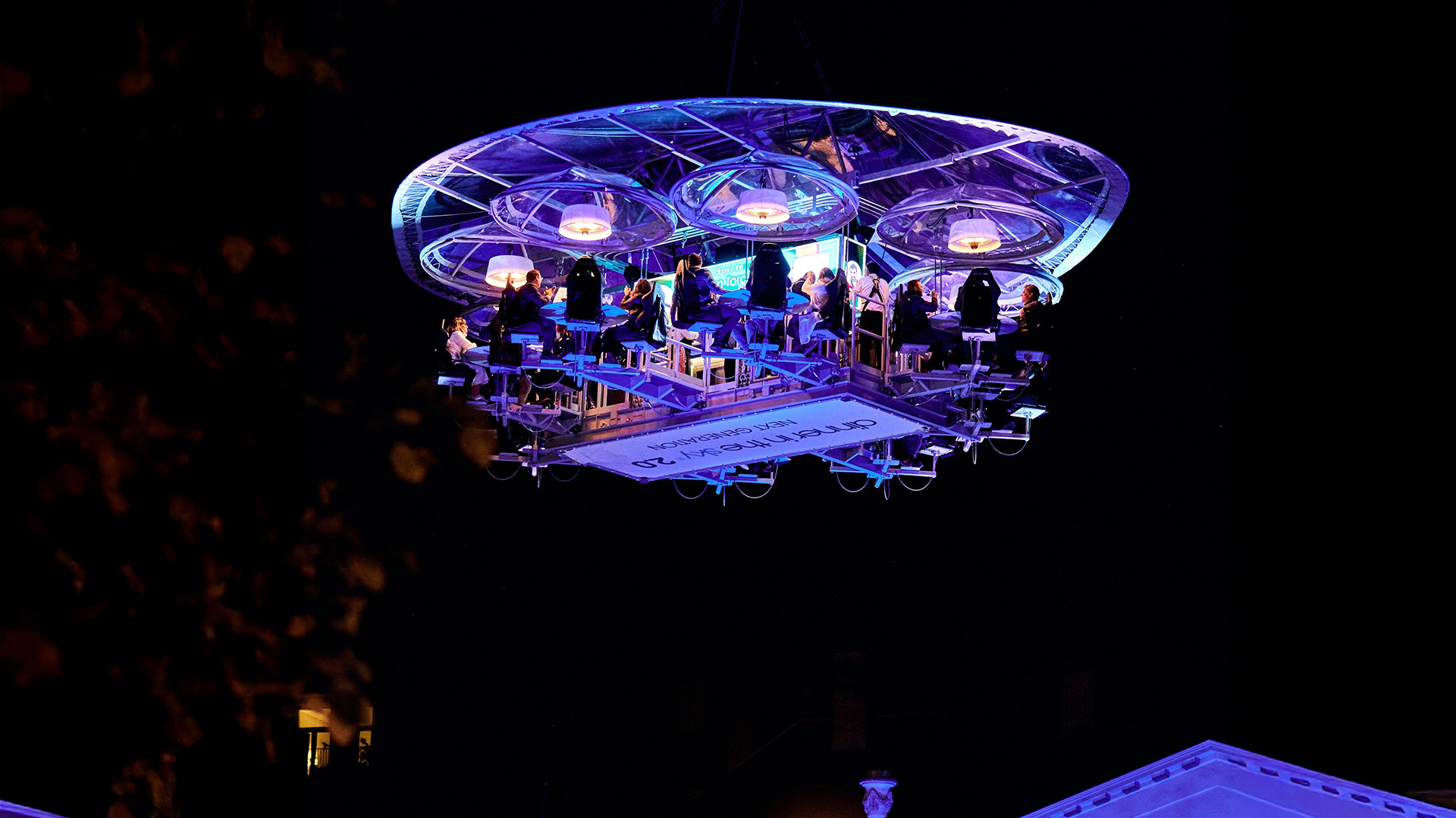 Dinner in the Sky - Genuss auf höchstem Niveau Unkategorisiert online kaufen Dinner in the Sky - Genuss auf höchstem Niveau Unkategorisiert online kaufen