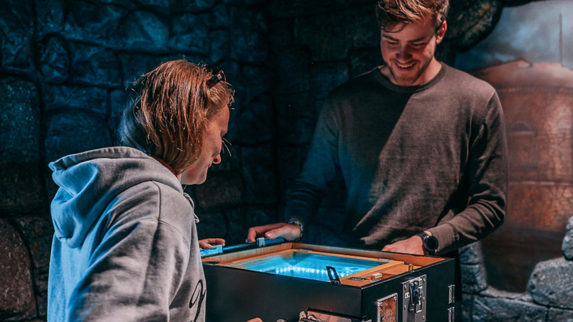 Rätselboxen Stuttgart (The Cube) - Rätselboxen Stuttgart – Das Escape Room Abenteuer Unkategorisiert online kaufen Rätselboxen Stuttgart (The Cube) - Rätselboxen Stuttgart – Das Escape Room Abenteuer Unkategorisiert online kaufen