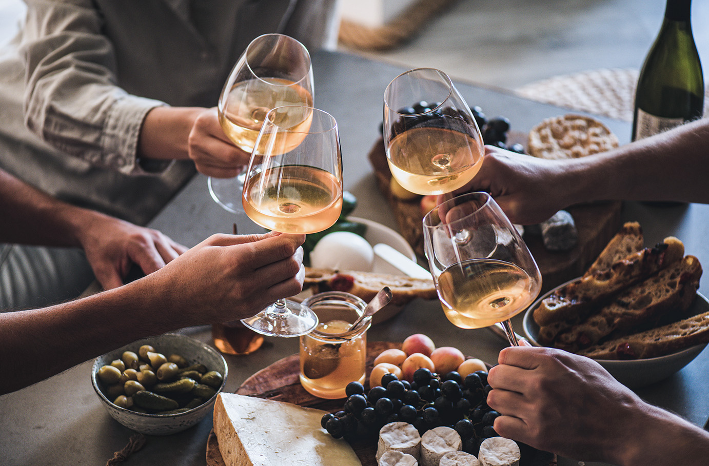 Wein Tasting Hamburg für 4 Personen Unkategorisiert online kaufen Wein Tasting Hamburg für 4 Personen Unkategorisiert online kaufen